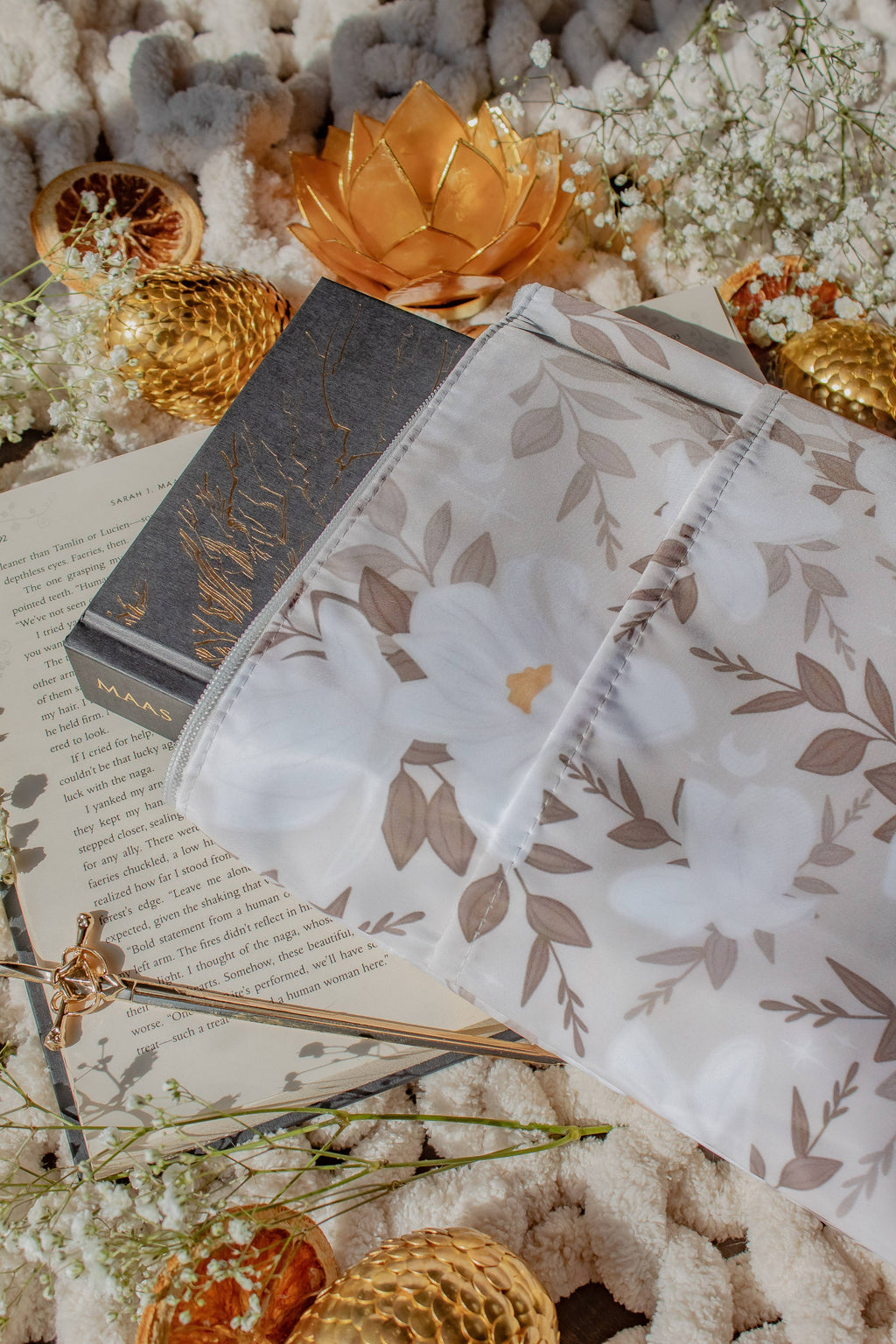 Water-Resistant Book / Tablet Sleeve | Magnolias