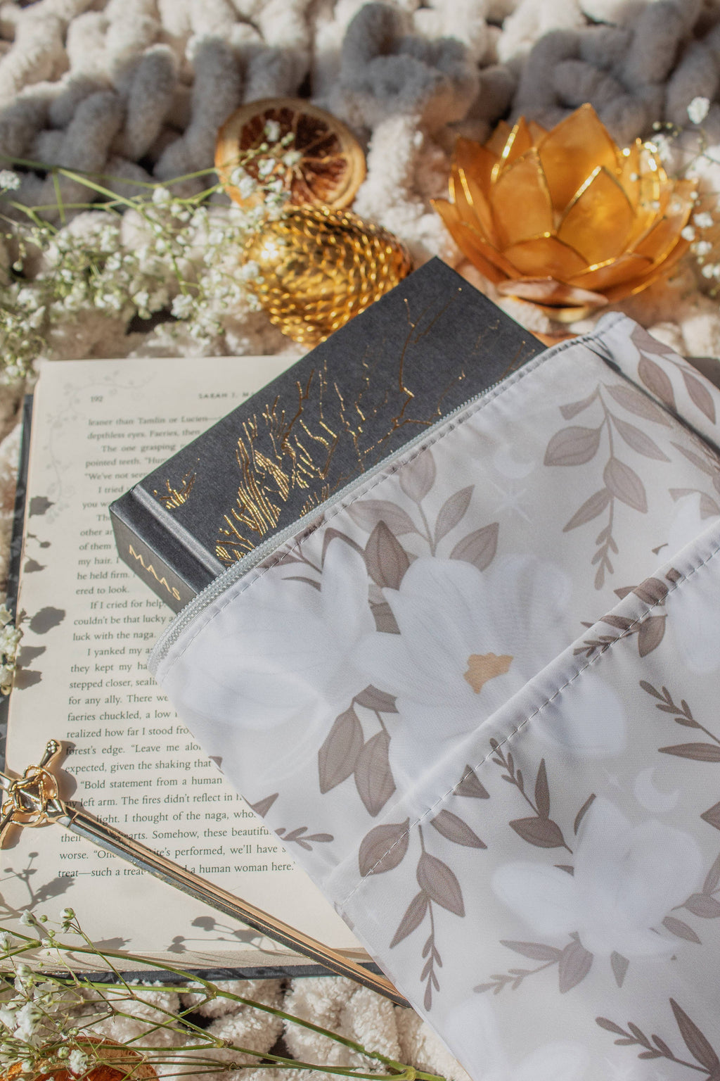 Water-Resistant Book / Tablet Sleeve | Magnolias