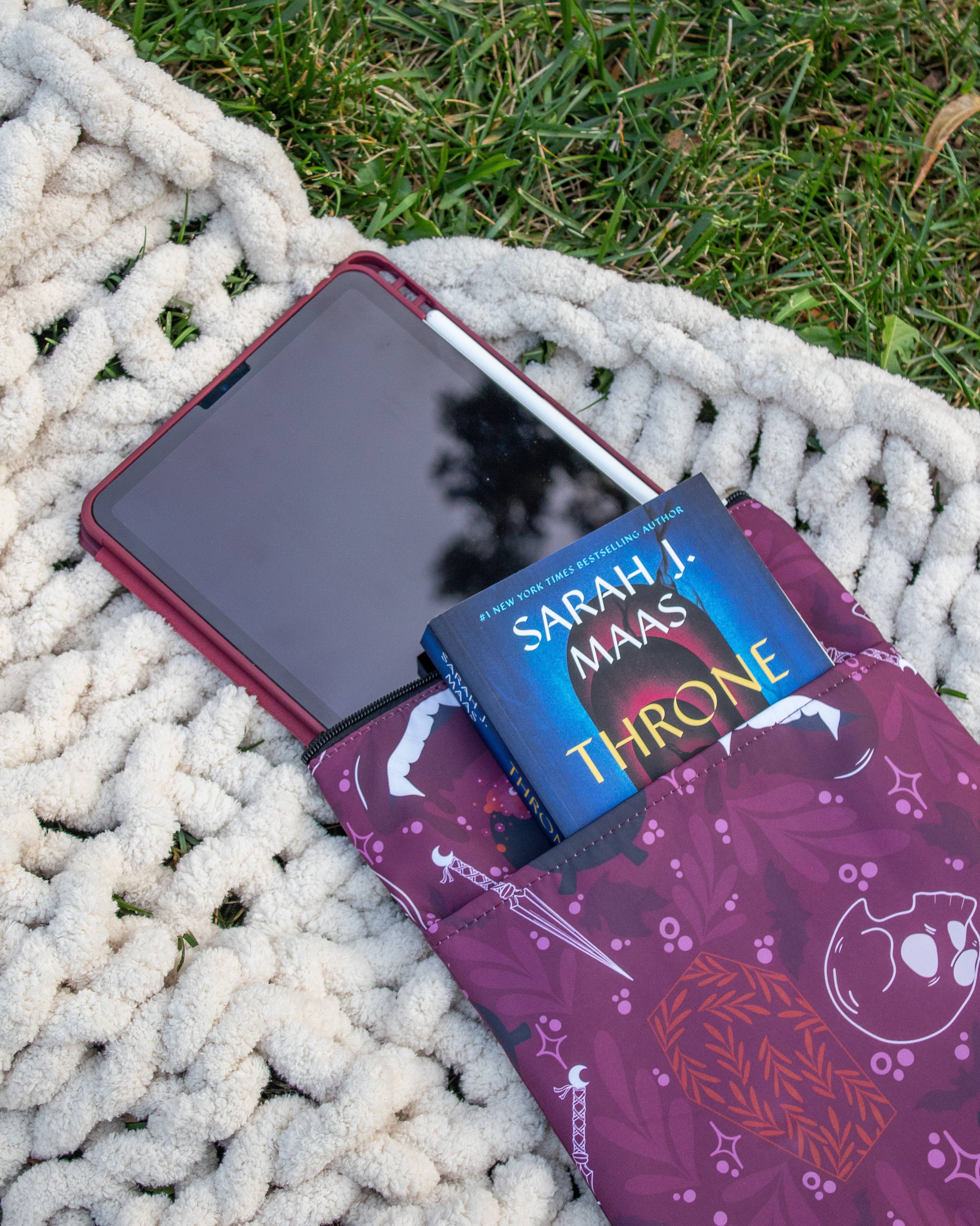 Book / Tablet Sleeve | Maroon Magic