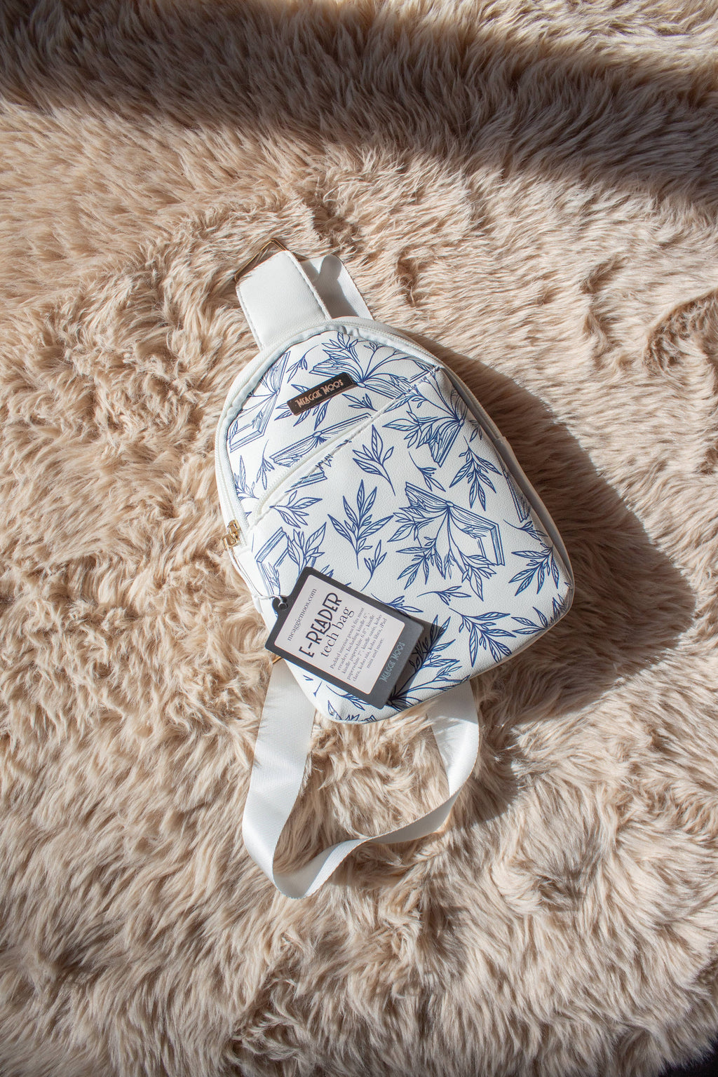 Bookish E-Reader Crossbody Tech Bag | Porcelain Books
